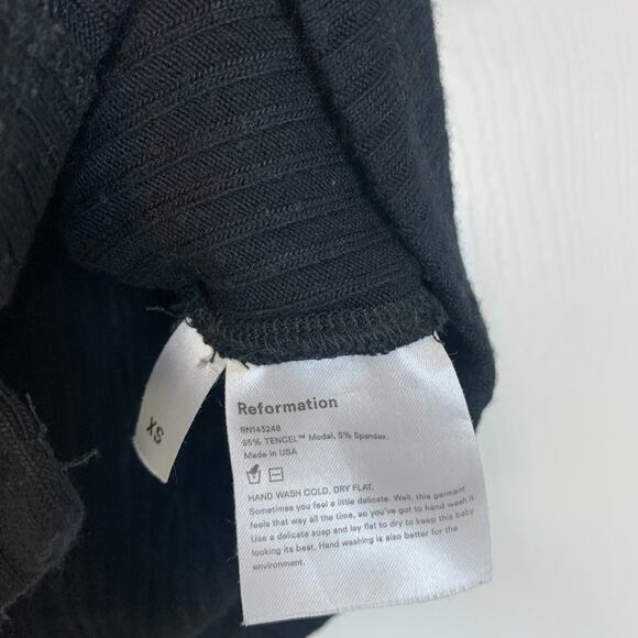 Reformation Nella Button Front Rib V-Neck Short Sleeve Knit Top Shirt Black XS - Picture 7 of 7